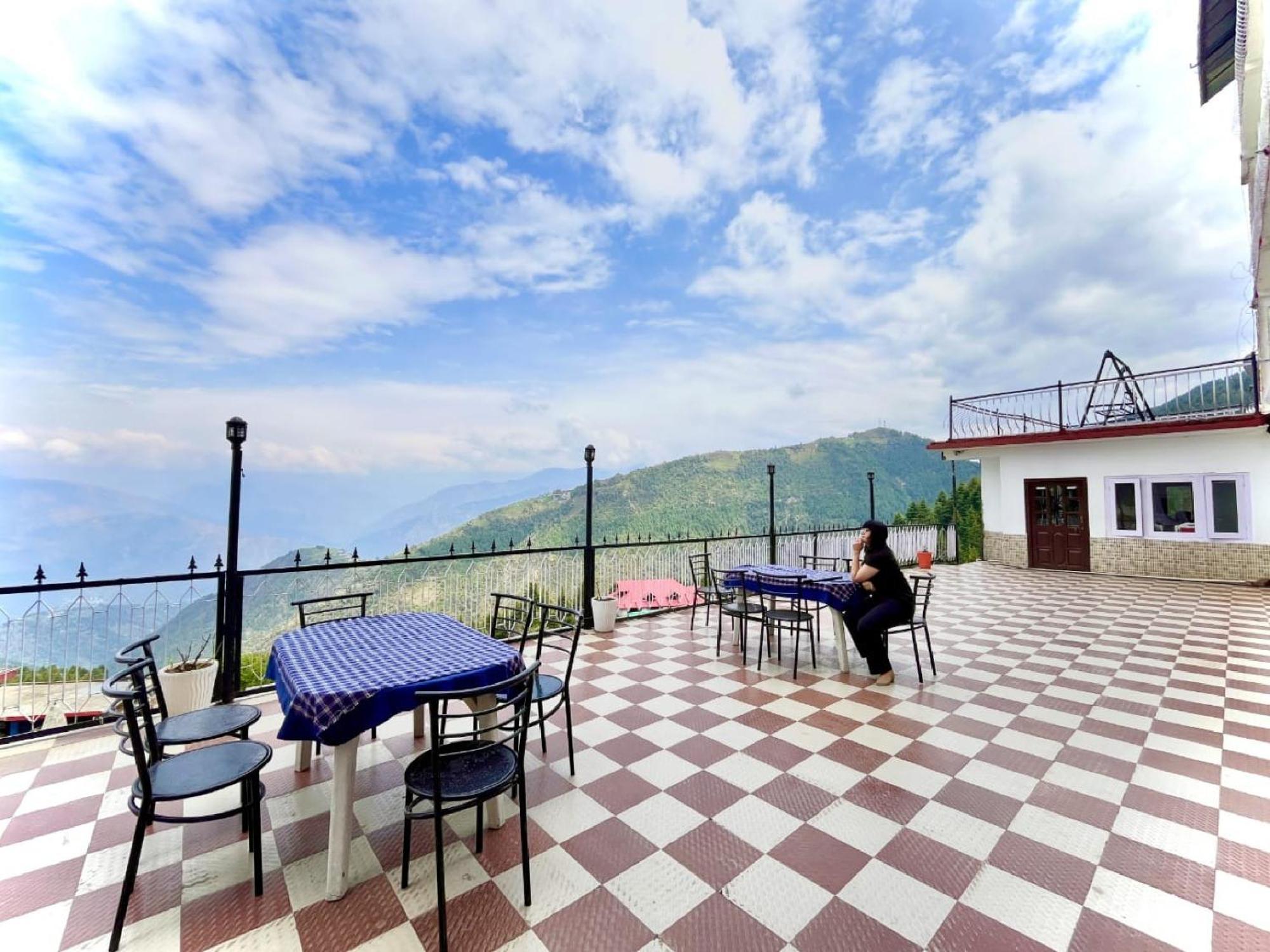 Sparkle Star Resort Khajjiar Ngoại thất bức ảnh
