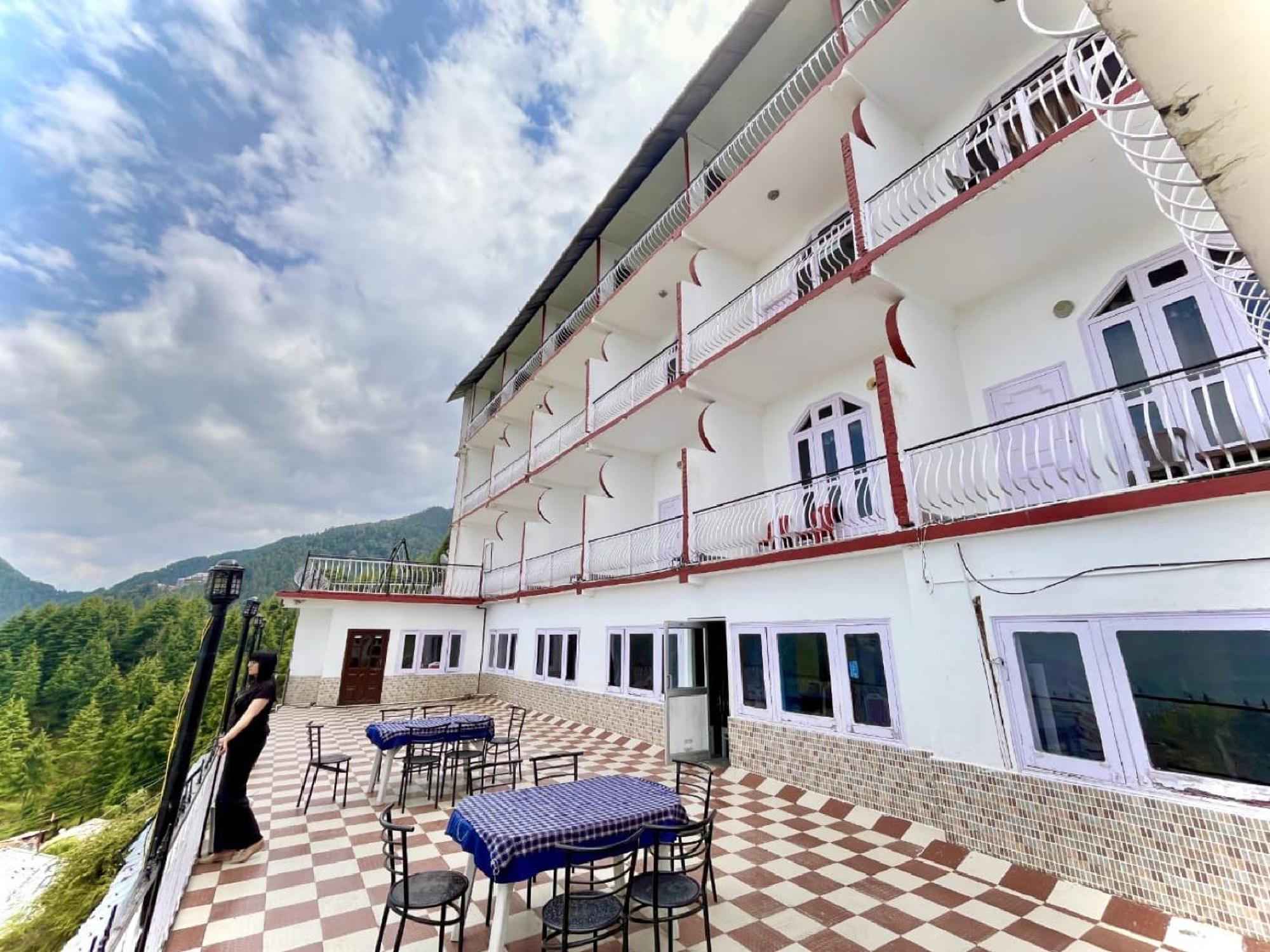 Sparkle Star Resort Khajjiar Ngoại thất bức ảnh